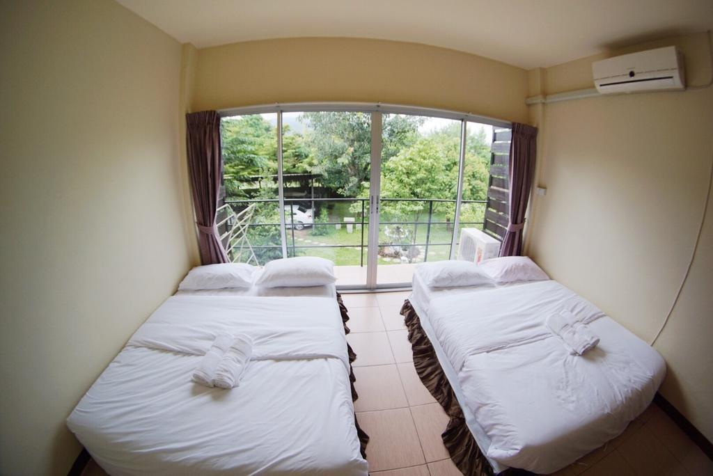 Lakeland Homestay Чиангмай Экстерьер фото