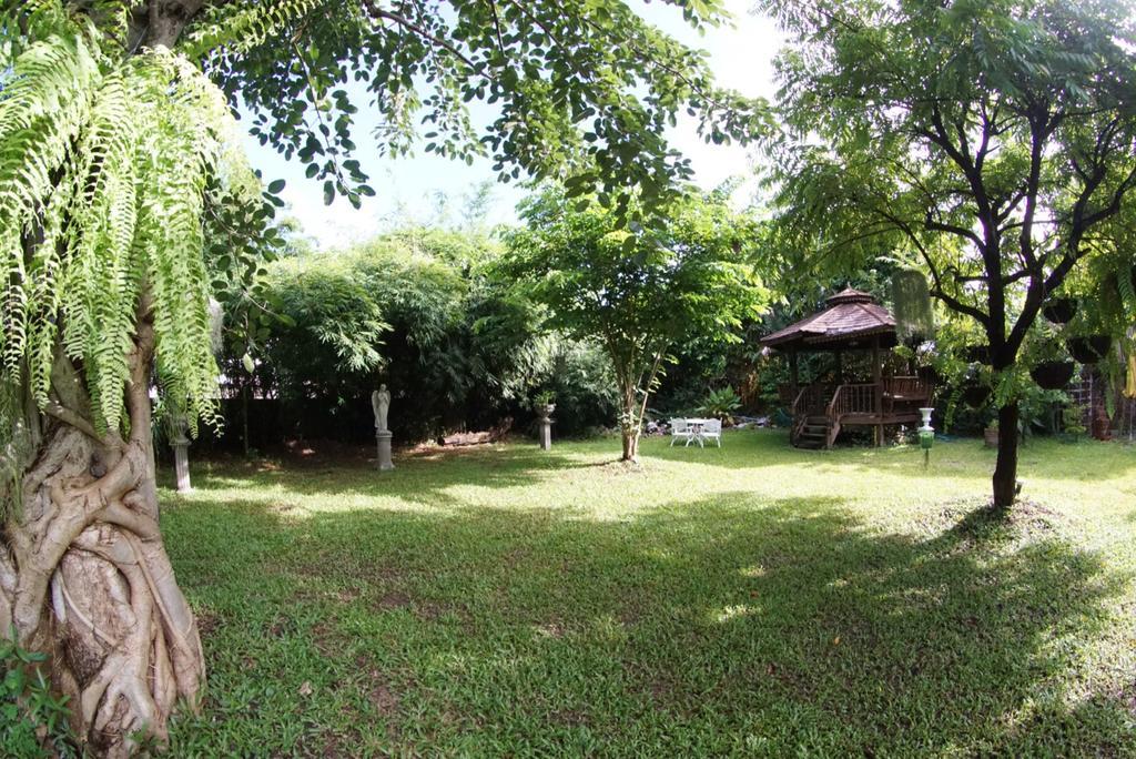 Lakeland Homestay Чиангмай Экстерьер фото